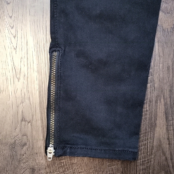 American Eagle Super Super Stretch X Hi-Rise Jegging Biker Jean - Picture 6 of 9
